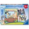 Ravensburger - Bluey, Puzzle Bambini 5+ Anni, Include 3 Puzzle Da 49 Pezzi | Include 3 puzzle da 49 pezzi di Bluey, giochi educativi e divertenti, ideali come regalo originale per bambini dai 5 anni.