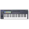 Novation FLkey 49 — Controller MIDI a tastiera, con integrazione perfetta per FL Studio, Modalità Accordi e Modalità Scala. Tutto il software di cui hai bisogno per produrre la tua musica
