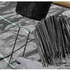Generic 10 picchetti da giardino zincati per paesaggio, graffette a U per erba artificiale, picchetti antiruggine per fissare recinzioni, barriera contro le erbacce, tende e teloni (nero, 4 x 10 cm)