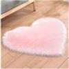 TSWNG Tappeto a forma di cuore, in finta pelliccia di pecora, tappeto decorativo per camera da letto, soggiorno, in pelliccia sintetica (70 x 90 cm)