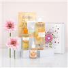 EVOLUDERM - Cofanetto viso festa della mamma, 100% vitamina C, 1 acqua micellare struccante + 1 gel detergente per brillare + 1 maschera in tessuto + 1 siero + fascia in omaggio - Box mamma-vegan