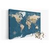 framed concept | Mappa del mondo con puntine | decorazione da parete fatta a mano con 50 puntine dorate | idea regalo originale