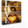 ConKrea - Quadro Personalizzato "Scritta LOVE Verticale" 20x20 cm - Foto su Tela con Design Romantico - Regalo per Coppie Innamorate