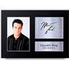 HWC Trading Chandler Bing A4 Senza Cornice Firmato Regalo Visualizzazione Delle Foto Print Immagine Autografo Stampato Per Matthew Perry Tv Show Fan