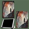 UOMSKTY Cover Custodia per iPad Pro 11 Pollici, Modello 2022/2021 /2020, Leggero Protettivo Supporto con Pencil Holde, Tripieghevole Cover con Auto Svegliati/Sonno Foresta D'Acero Guerriero Giapponese