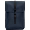 RAINS Zaino mini | Rains Backpack Mini Navy è uno zaino impermeabile funzionale per uomo e donna.- Materiale: 100% poliestere con rivestimento
