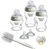Tommee Tippee Biberon Starter Set Natural Start in vetro per neonati, 150 ml e 250 ml, biberon anti-colica con tettarella a flusso lento e Super Lento, autosterilizzante
