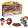 Wizarding World Harry Potter, Set Regalo Scena Micro Magical Moments con Personaggi Harry, Hermione, Ron, Fuffi e teca espositiva, Giocattoli per Bambini