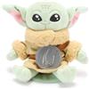 Disney Store Peluche Magnetico da Spalla Grogu, Star Wars - 13 cm Il magnete fa sembrare Grogu fluttuante sulla spalla; un tocco sulla testa attiva i suoni da neonato