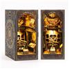 FEIMUOSI Book Nook Kit Case bambole Fai da Te Casa Miniatura Legno 3D | con Puzzle & Luce LED a Sensore - Inserto da Libreria, Decorazione Casa Minuscola per Adulti & Adolescenti
