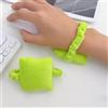 Generic 2 poggiapolsi indossabili per mouse, leggero, in cotone PP, per ufficio/giochi, poggiapolsi ergonomico per tastiera (verde, 6,5 x 6 cm)