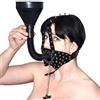 Honeylust Pissgag Maschera Fetish con Imbuto & Tappo - Bondage BDSM Kinky | Imbracatura in ecopelle regolabile con borchie - per giochi d'urina, schiava, devot, kinky & controllo assoluto dominante