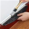 Generic 1 pz edger trim guard, manico in plastica nera scudo in acciaio inox, multifunzionale parete carta da parati raschietto stucco pulizia Trim Guard per lavori di ristrutturazione domestica edilizia