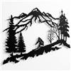 DEKADRON Arte da parete in metallo a tema sciatore, montagna e alberi, decorazione da parete in metallo, regalo per gli amanti dello sci, decorazione per la casa, da appendere alla parete (45 x 29 cm)