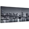 Generico New York skyline notturno in bianco e nero - Quadro stampa su tela con telaio in legno - 120x60 cm
