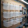 Generic Contenitori e ganci per pannelli forati, design a bocca obliqua, in plastica robusta, accessori per garage, officina, organizzazione desktop