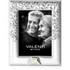 VALENTI & CO. Cornice portafoto di valenti. Cornice in argento bilaminato e retro in legno con albero della vita per 50° anniversario di matrimonio. Le dimensioni sono 18x24 cm. La referenza è 657 5l