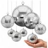 VEVOR Sfere da Discoteca a Specchio 100/150/200/300 mm di Colore Argento, Confezione da 8, con Anello per Appendere, per Oggetti di Scena per Palcoscenici, 2 Misure di Piastrelle Riflettenti in Vetro
