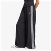 adidas Originals Pantaloni da ginnastica adidas Adiluna Season 2 x Jennie Pleated Track Pants Black