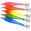 UKCOCO 5 Pezzi Amo per Calamari Luminoso a Forma di Pesce Piccolo | Plastica Creativa, Alta Resistenza e Forte Corrosione, per Acqua Dolci e Salate, per Seppie e Pesce Guaina Colore Casuale
