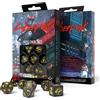 Q-workshop Cyberpunk Red Wet Work Set Di Dadi RPG 7 Pezzi Nero Giallo Q-Workshop