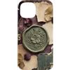 Poetic Object Collection Custodia per iPhone 15 Sigillo di cera stile medaglione floreale oggetto letterario arte