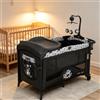 NONE Lettino da viaggio 4-in-1 - Lettino da affiancare al letto con altezza regolabile | Design pieghevole e portatile, fasciatoio rimovibile, barra musicale con giocattoli, ruote bloccabili, rete