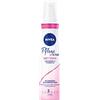 NIVEA Cura e tenuta, schiuma Soft Touch (150 ml), schiuma nutriente per capelli con protezione dal calore, pantenolo e vitamina B3, resistente ai capelli per un look naturale e bello (livello 3)