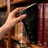 Litvana Segnalibro vintage in metallo da donna, segnalibro con croce e ciondolo a forma di madre di Dio, regali per amanti dei libri, lettori, ufficio e battesimo, argento