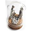 BLUSUPERSHOP ricevi 1 pezzo presepe completo in campana miniatura vetro alta 5cm diametro 3,5 cm base sughero con nativita' metallo 3 cm maria giuseppe gesu' statuine presepe marc omaggio portachiavi corni