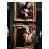 KUSTOM ART Quadro da Parete o da Tavolo Rivisitazione Umoristica Monna Lisa Gioconda Versa il Vino a Ragazza con l'Orecchino di Perla Stampa Artistica su Legno 30x21cm