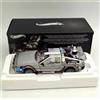 Hot Wheels Modello Hot Wheels DeLorean in scala 1/18 con luci a LED, suoni e porte apribili