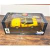 Hot Wheels 1/18 1968 Ferrari 365 GTS/4 modello di auto pressofuso giallo