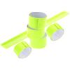 Veemoon 6 Pezzi Bracciale Riflettente Giallo ad Alta visibilità per Corsa | Design a Scatto senza Batterie, PVC Piastra in Acciaio, per Anziani Colore Casuale