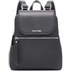 Calvin Klein Elaine Bubble Lamb - Zaino con patta per chiavi, Nero/Argento Hampton Pebble, taglia unica