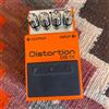 BOSS Pedale effetto distorsione BOSS DS-1X con scatola e manuale