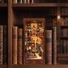 Book Nook LED Diorama da Libreria Multistrato per Collezionisti, Lettori