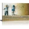 Tokiso Immagini di Banksy su tela stampate Boys Draw On Wall Graffiti Street Art Immagine murale Pop Art dipinto moderno Stampe murali XXL Decorazione murale con cornice (50x30cm)
