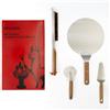 GRILLAMA Set Pizza 4 Pezzi, Pala 25,4 cm, Tagliapizza, Spatola e Spazzola | Acciaio Inox AISI 430, Manici in Acacia, Per Forno Pizza e BBQ