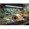 Euroshoppingonline Casetta terrario per tartarughe di terra, anfibi, serpenti, rettili. In legno, di colore legno chiaro. Senza pavimento, a forma di cupola. Dimensioni: cm 30 x 39 x altezza cm 14.