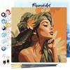Figured'Art Mini Dipingere con i Numeri 20x20cm con Telaio - Paint by Numbers Donna con Turbante Africano Passatempo per Adulti, Kit Completo, Hobby Creativi - Quadri fai da te Tela Già Incorniciata