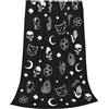 Newhomestyle - Coperta con teschio gotico di Halloween e gatto sotto la luna, calda e leggera in flanella anti-pilling, coperta in pile per tutte le stagioni, decorazione per la casa, per letto