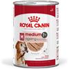 ROYAL CANIN Size Health Nutrition Medium Ageing Loaf 410g cibo umido in forma di pâté per cani anziani di razze medie
