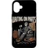 Funny Waiting On Parts Skeleton Gifts Me Custodia per iPhone 16 Plus In attesa di parti Scheletro Meccanico Garage Divertente Riparazione Auto