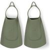 Arena Pinne unisex per adulti, comode e leggere, per allenamento di nuoto, per uomini e donne, in silicone, a lama corta, design con tacco aperto, colore verde salvia, 44-45