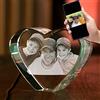 Inciso Cuore di Cristallo Personalizzato con Foto - Incisione 3D a Laser - Idea Regalo Personalizzabile con Fotografia e Scritta, per Anniversario Matrimonio, San Valentino, Fidanzati - Inciso 10x9x6 cm
