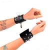 KINK, KINK WRIST RESTRAINT Polsini Bondage Punk Con Punte In Pelle Nera 25x6 Cm - Kink