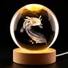 Dongcill Sfera di Cristallo 3D Luce Notturna,Lampada Notturna per Bambini Axolotl | 6 cm Lampada da Notte a Forma di Sfera in Vetro con Base a LED,Luce Calda,Crystal Ball per Camera, Decorazione Casa e Regalo