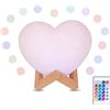 AGM Lampada LED a Forma di Cuore, Stampa 3D, Dimmerabile a 16 Colori, Telecomando e Interruttore Tattile, Ricaricabile USB, Lampada da Notte per Camera da Letto, Soggiorno, Caffè