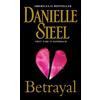 Danielle Steel Betrayal (Tascabile)